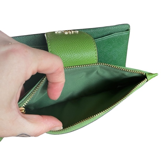 Coach Kelly green tech wallet clutch wrist handle large size leather casual - Picture 5 of 6